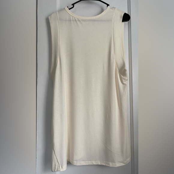 NWT Old Navy UltraLite Sleeveless Tunic Top for Women Size: Large - Picture 3 of 7